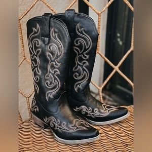 Black Gold Embroidered Women’s Western Cowboy Boots